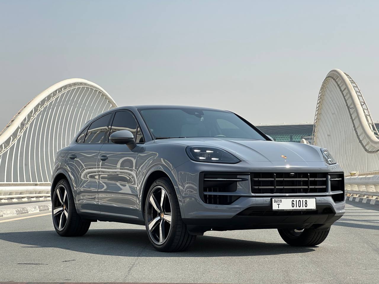 Porsche Cayenne — 1