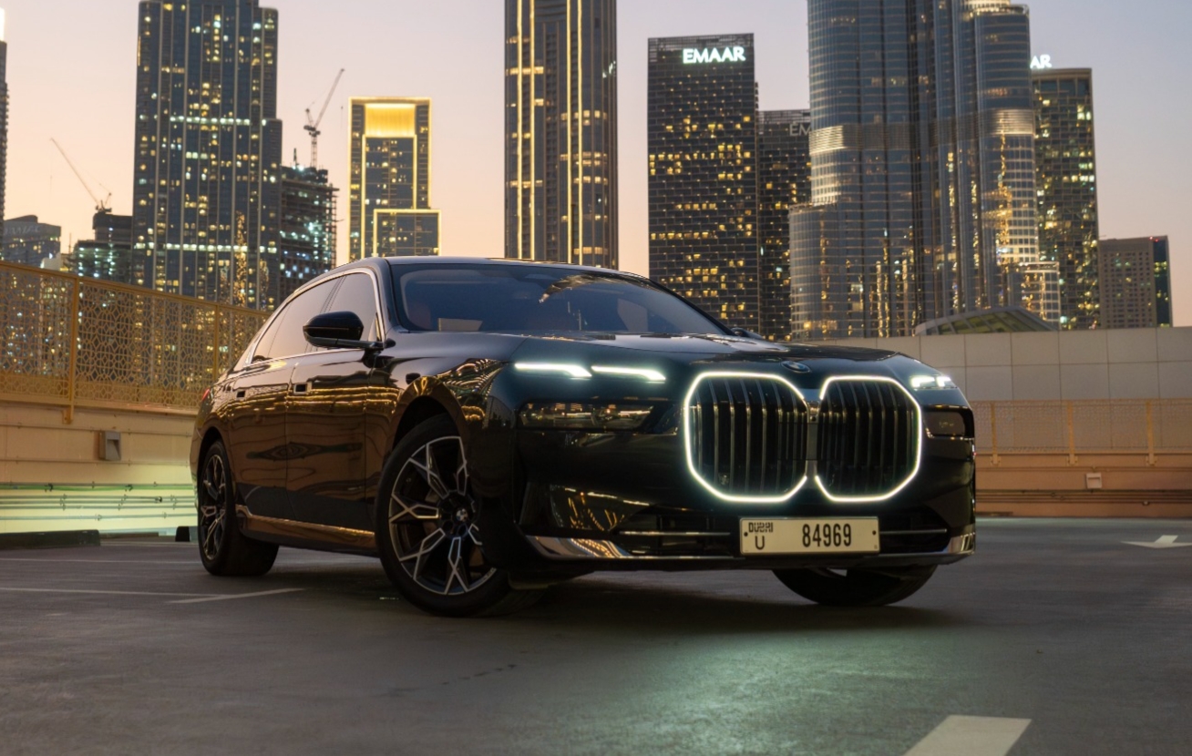 BMW 7 Series — 1