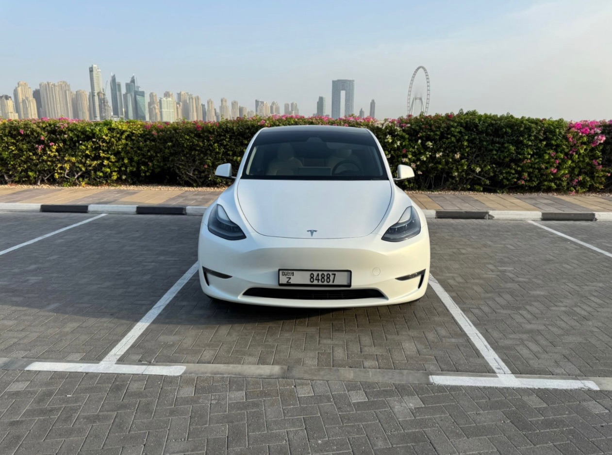 Tesla Model Y — 1