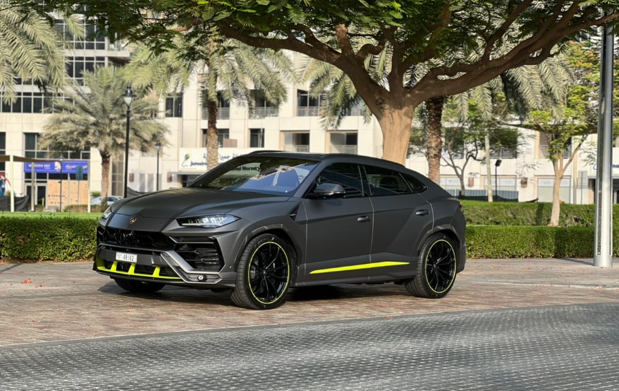 Lamborghini Urus — 1