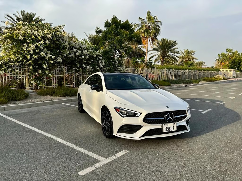 Mercedes CLA — 1