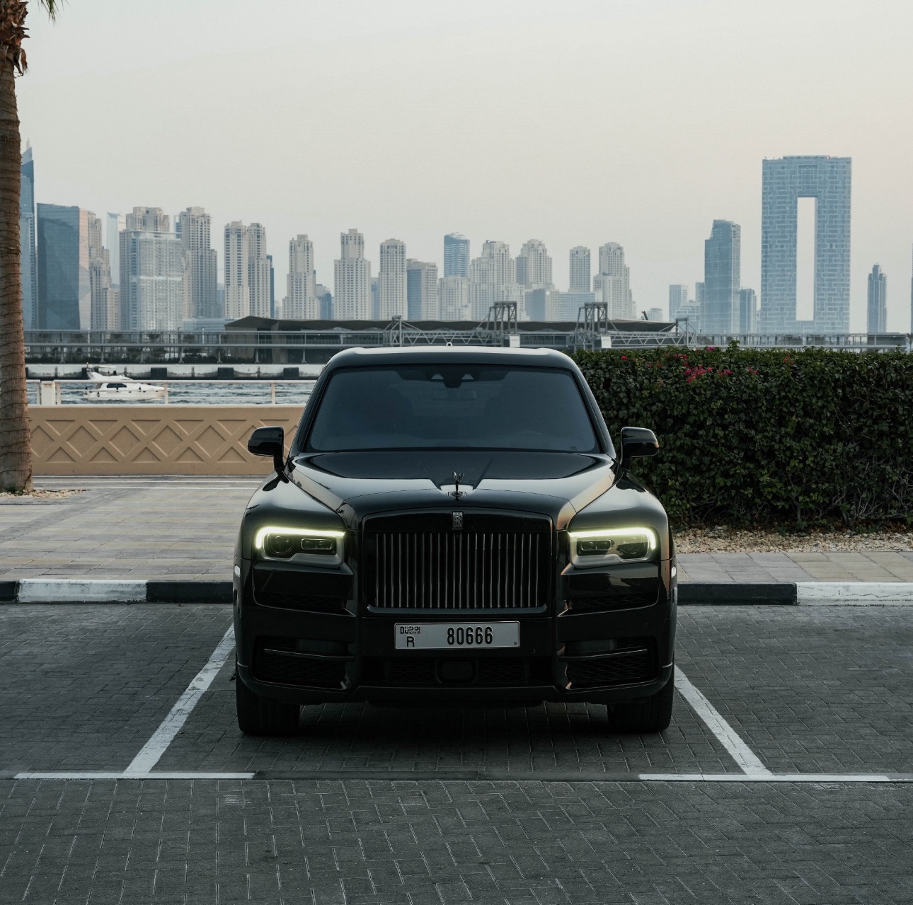 Rolls Royce Cullinan — 1